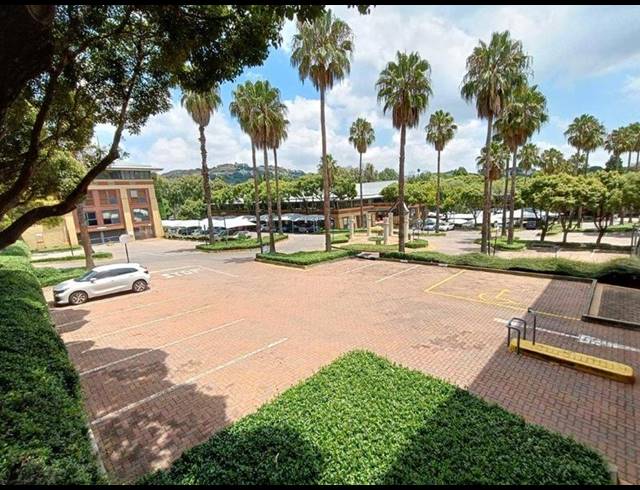 BUSINESS PROPERTY TO RENT IN WELTEVREDEN PARK